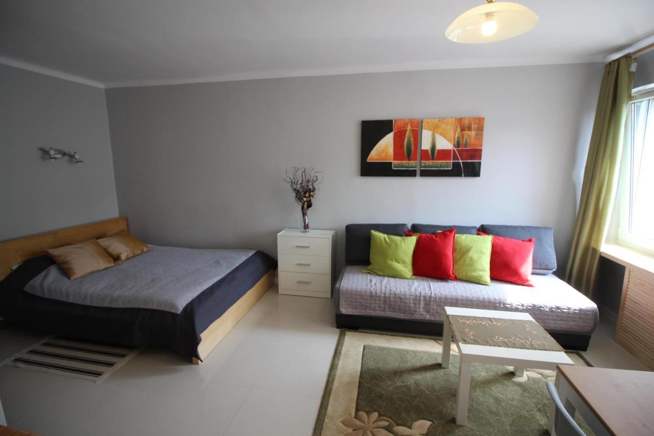Apartament Pod Jasna Gora Czestochowa Bagian luar foto