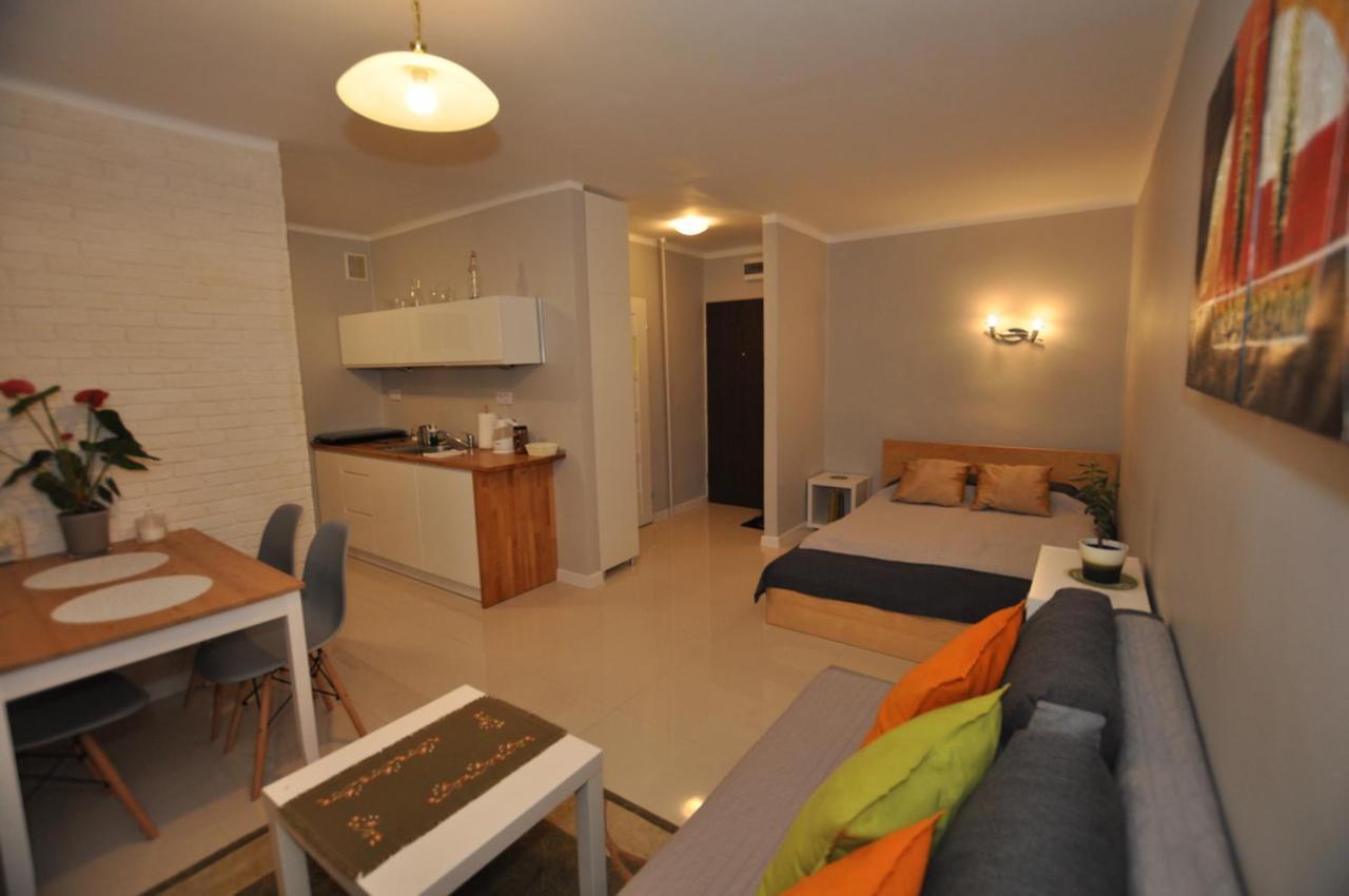 Apartament Pod Jasna Gora Czestochowa Bagian luar foto