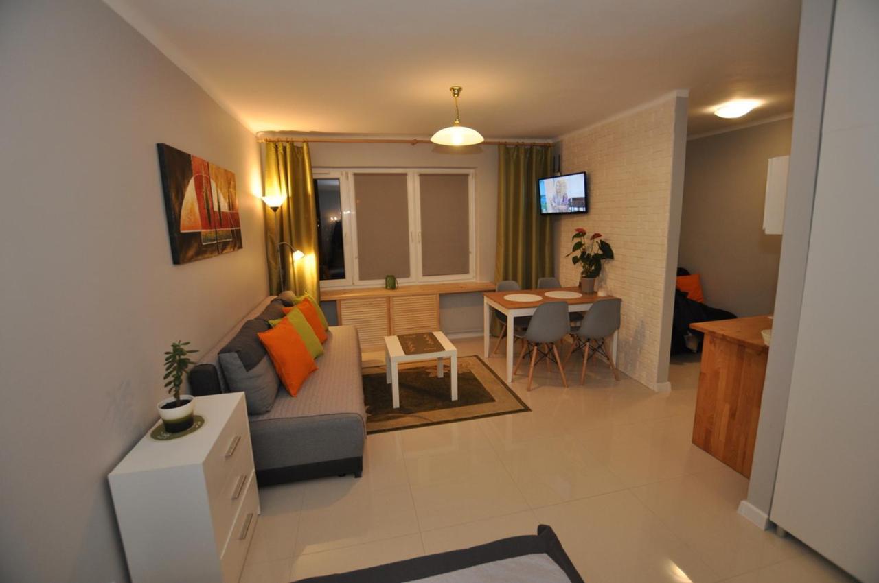 Apartament Pod Jasna Gora Czestochowa Bagian luar foto